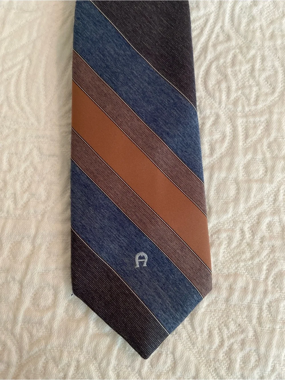 Vintage Etienne Aigner Diagonal Stripe Necktie Blue Brown Camel Horseshoe Logo